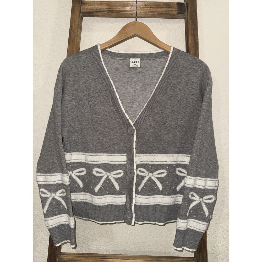 Nikka K Women's M Gray/White Knit V-Neck Button Cardigan Sweater Bow Pattern